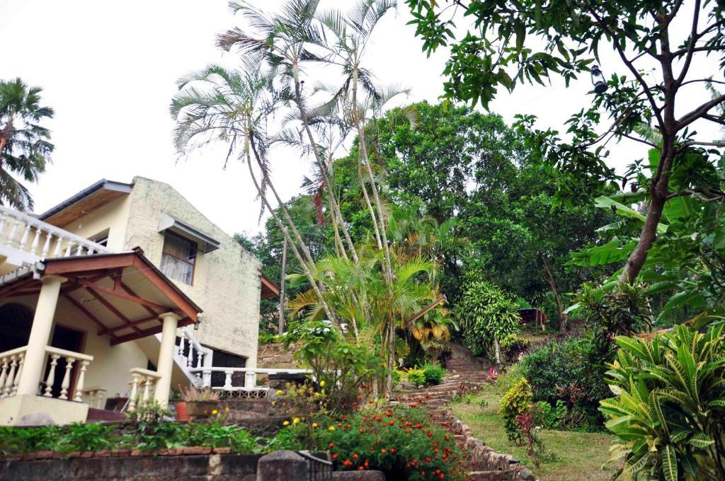 Hantana Holiday Resort Kandy Exterior photo